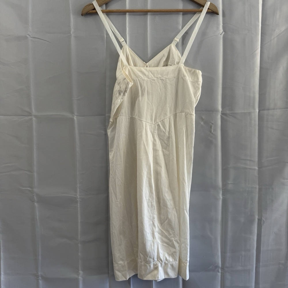 Vintage 60s Durelle Lingerie Full Fitted Slip Dress Sz 36 White Mid Length Sexy - Picture 3 of 6